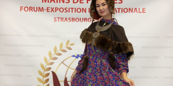 Республику Башкирия на 1-м Международном форуме выставке”Руками женщины” представила Каримова Гузель.