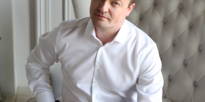 Член организационного комитета Международной выставки “Медицина и туризм”