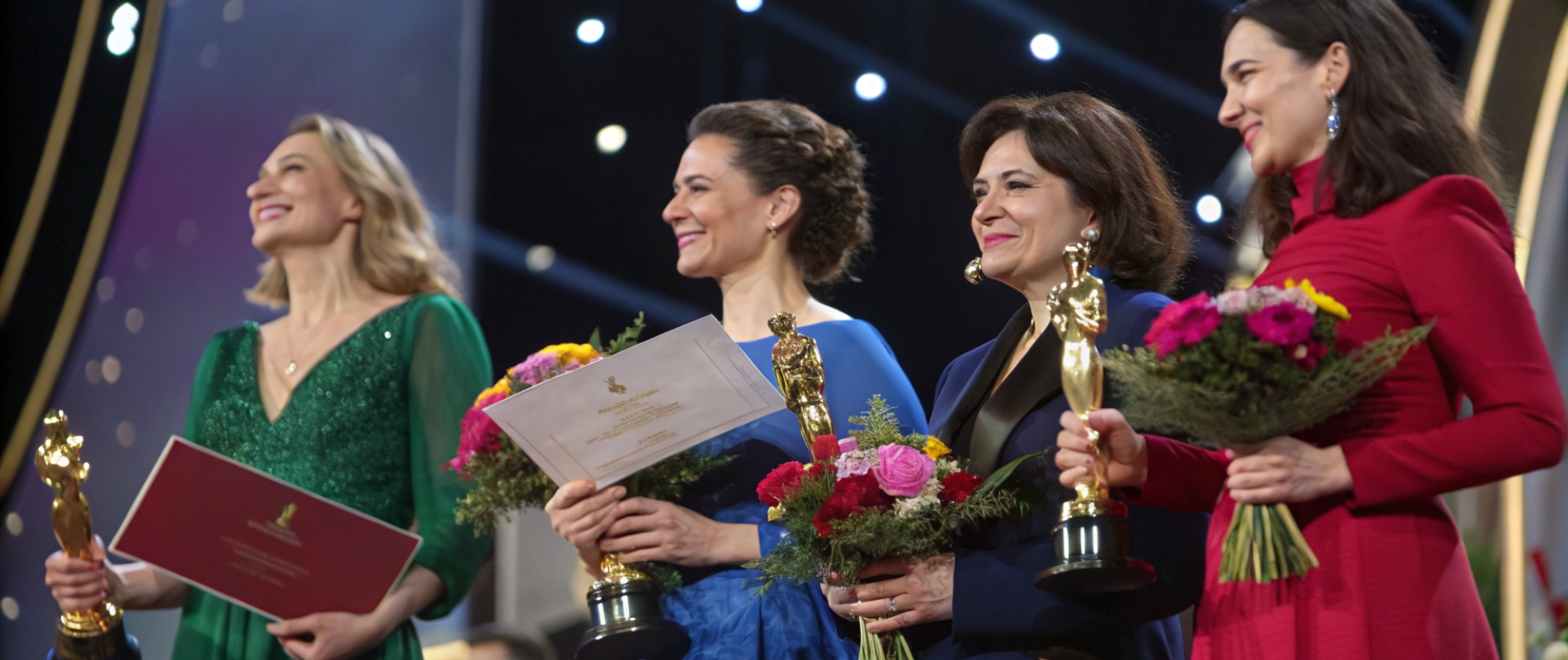 THE W3000 INTERNATIONAL AWARD